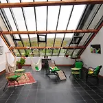 Hotel The To The West 3*