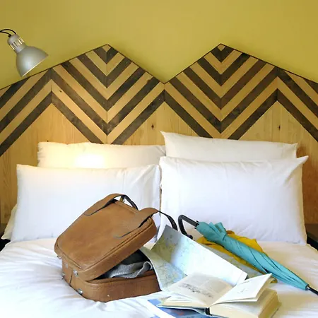 The To The West 3*