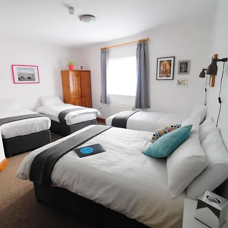 Hotel The To The West Connemara