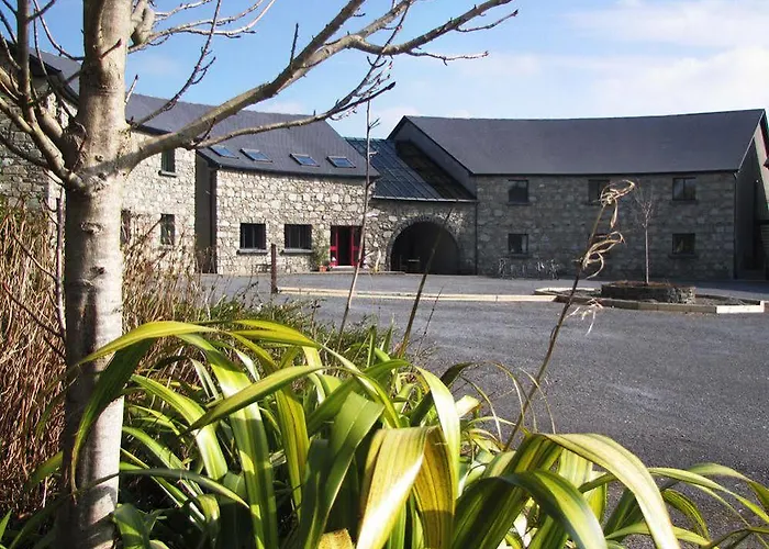 מלון The To The West 3*