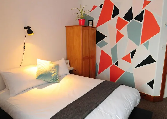 The To The West מלון 3*