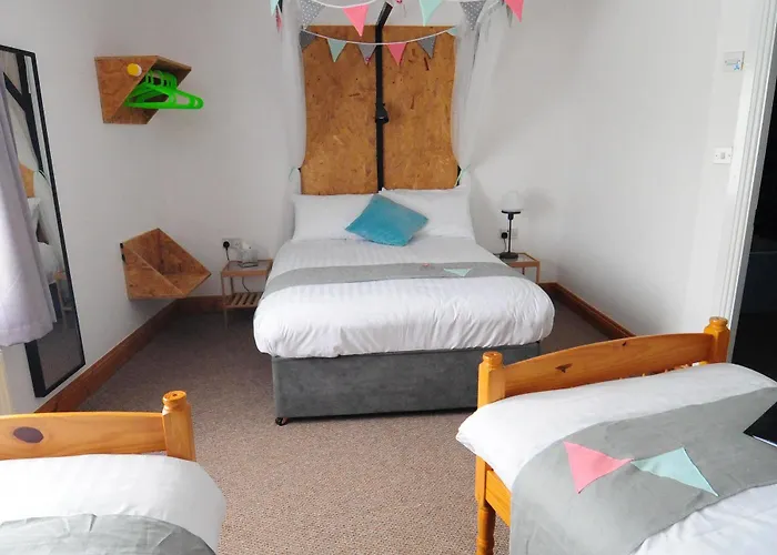 The To The West מלון Connemara